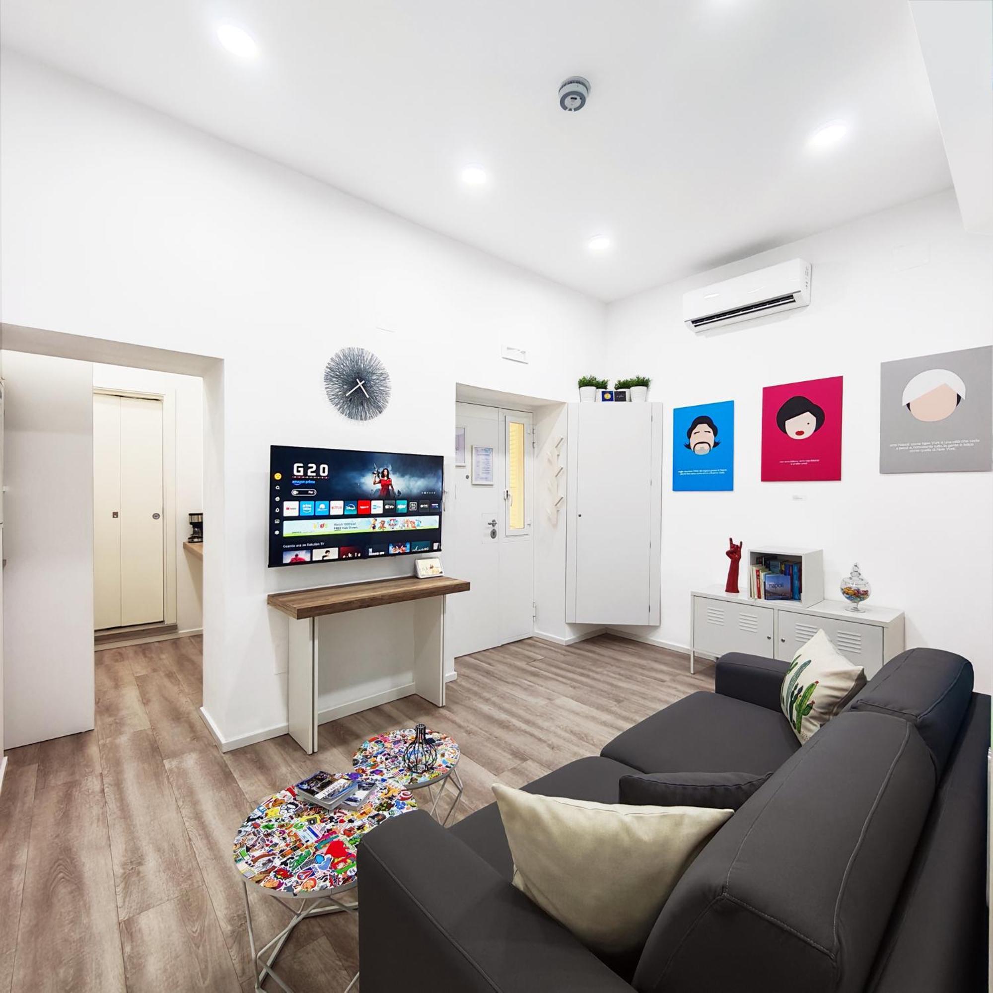 Napulitano Assaje Home Napoli Esterno foto