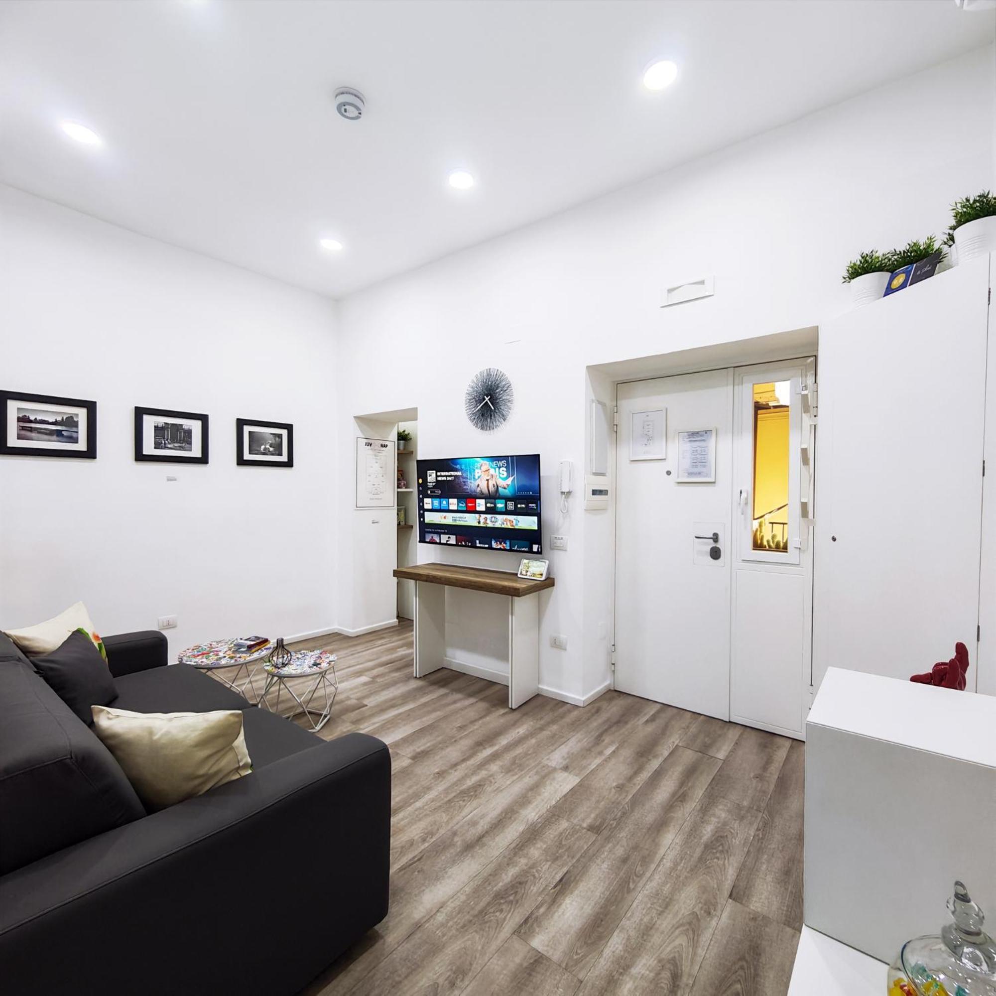 Napulitano Assaje Home Napoli Esterno foto